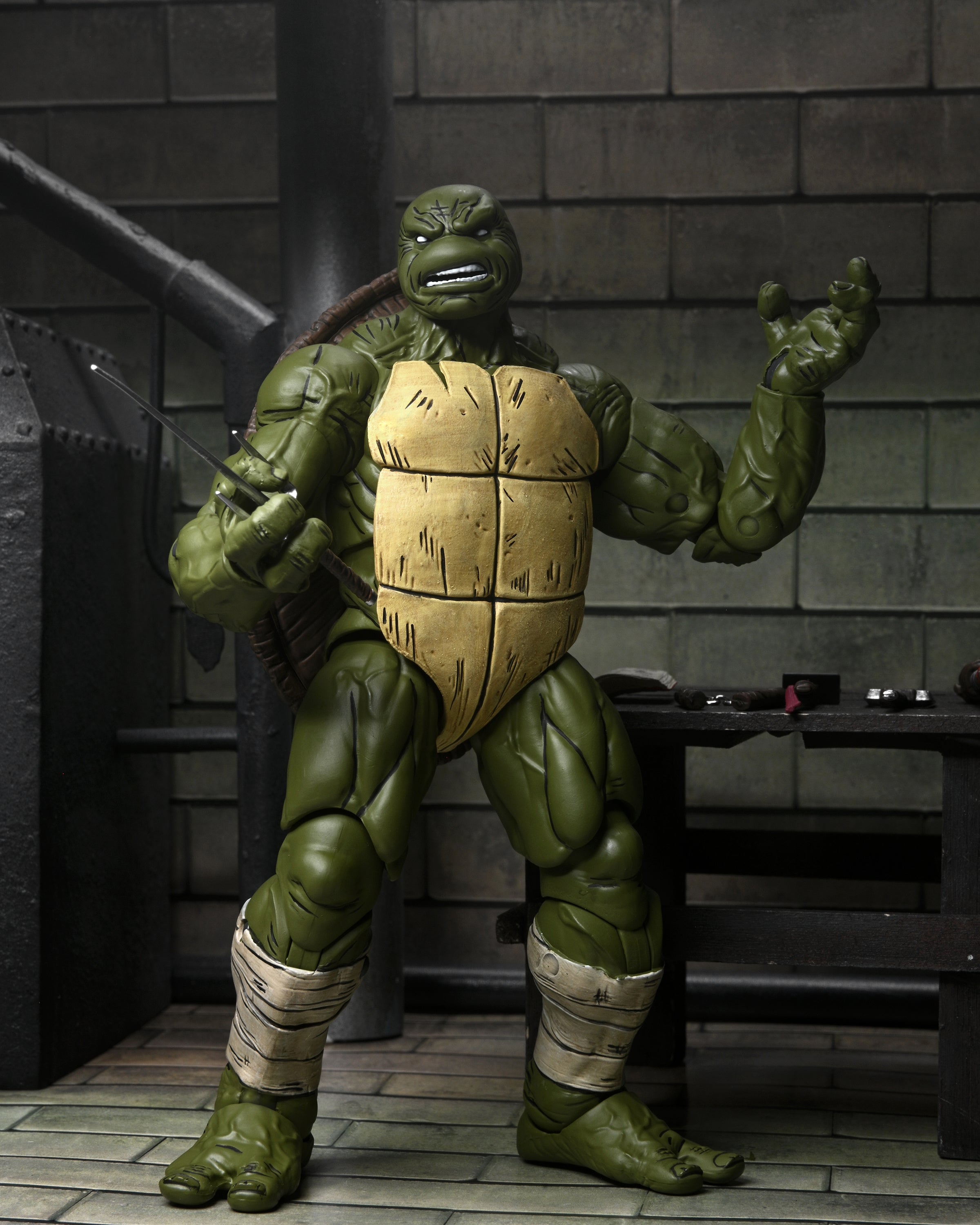 TMNT The Last Ronin - 7" Scale Action Figure - Battle Damaged Ronin