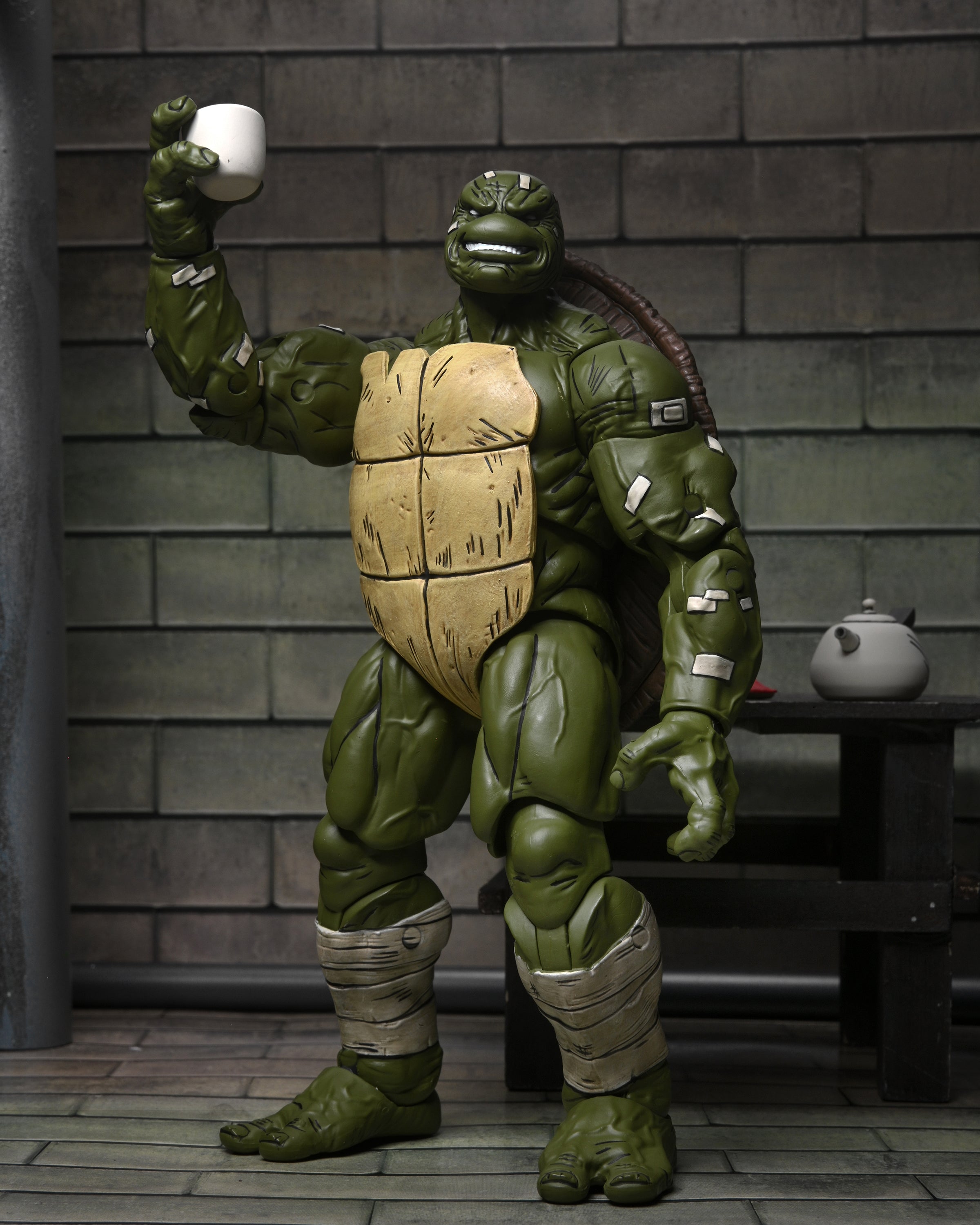 TMNT The Last Ronin - 7" Scale Action Figure - Battle Damaged Ronin