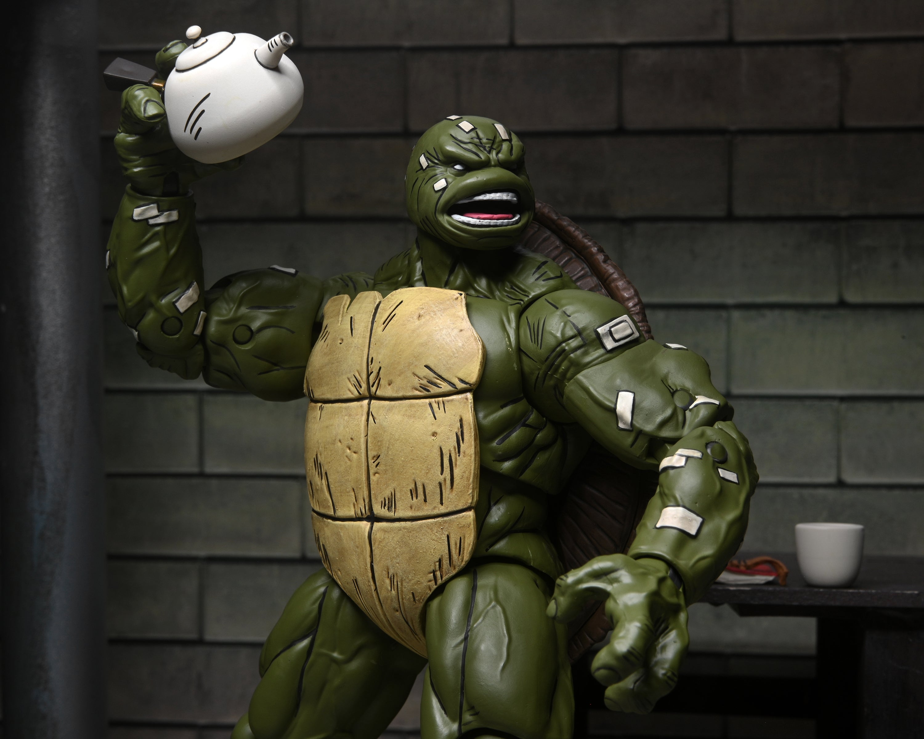 TMNT The Last Ronin - 7" Scale Action Figure - Battle Damaged Ronin