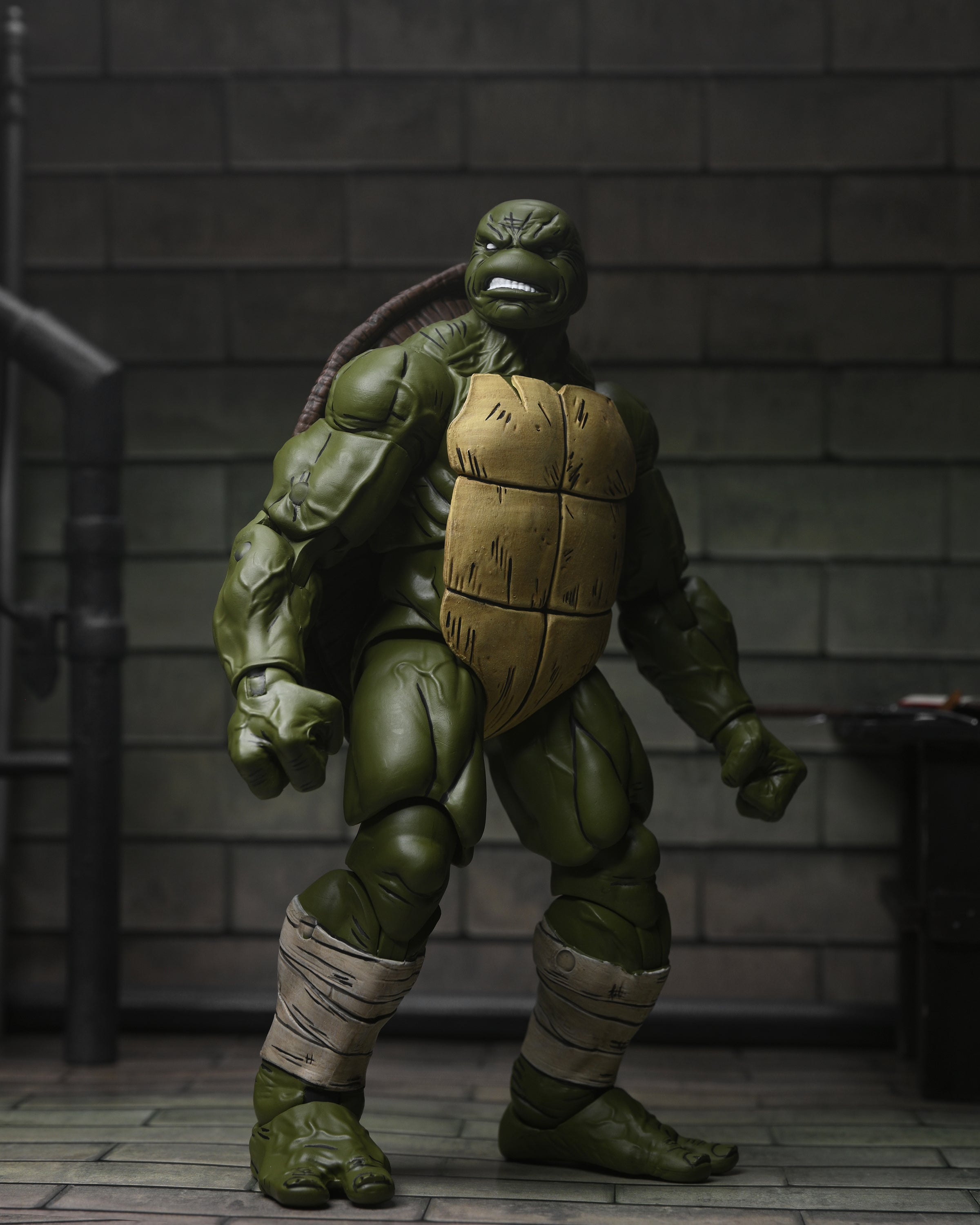 TMNT The Last Ronin - 7" Scale Action Figure - Battle Damaged Ronin