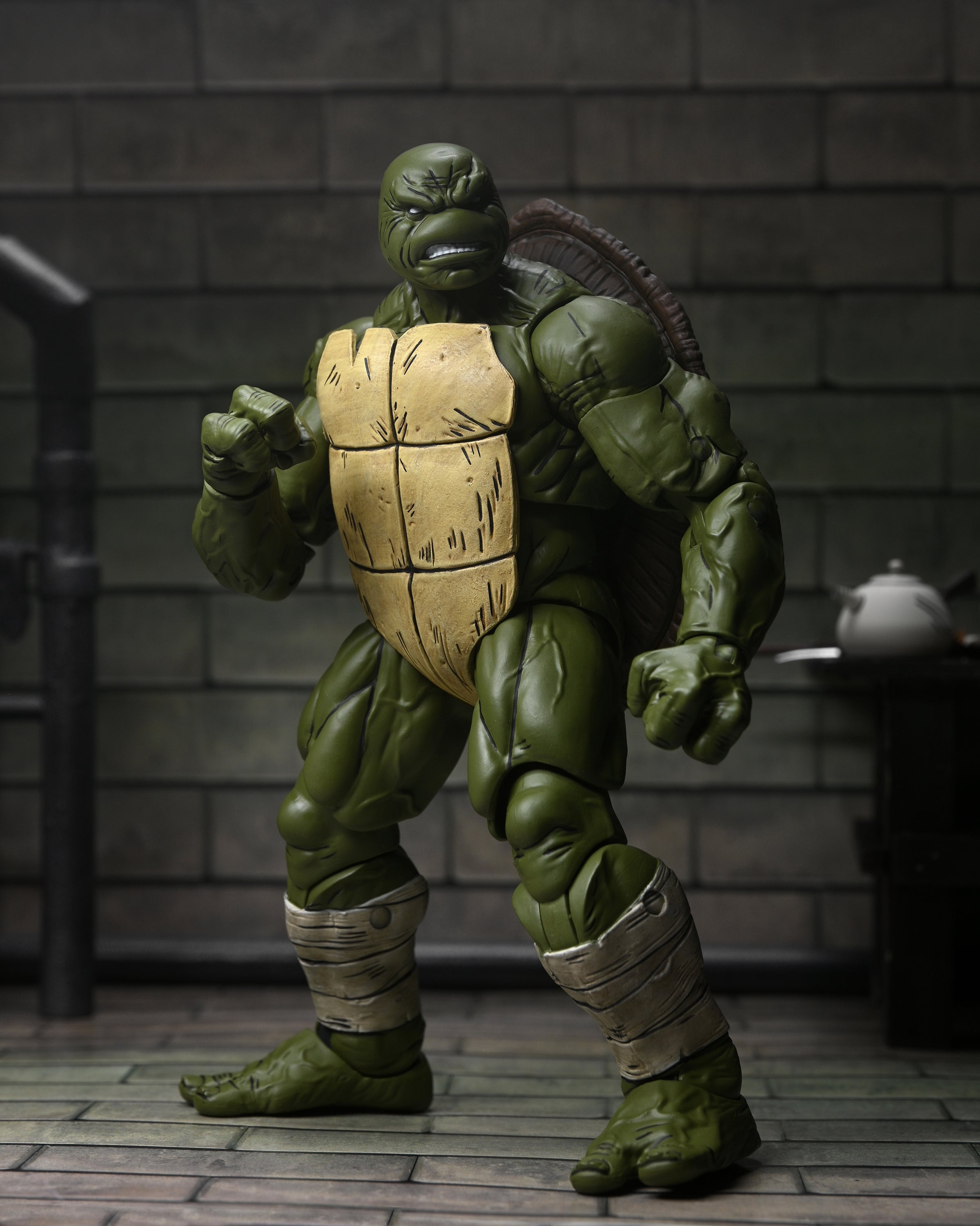 TMNT The Last Ronin - 7" Scale Action Figure - Battle Damaged Ronin