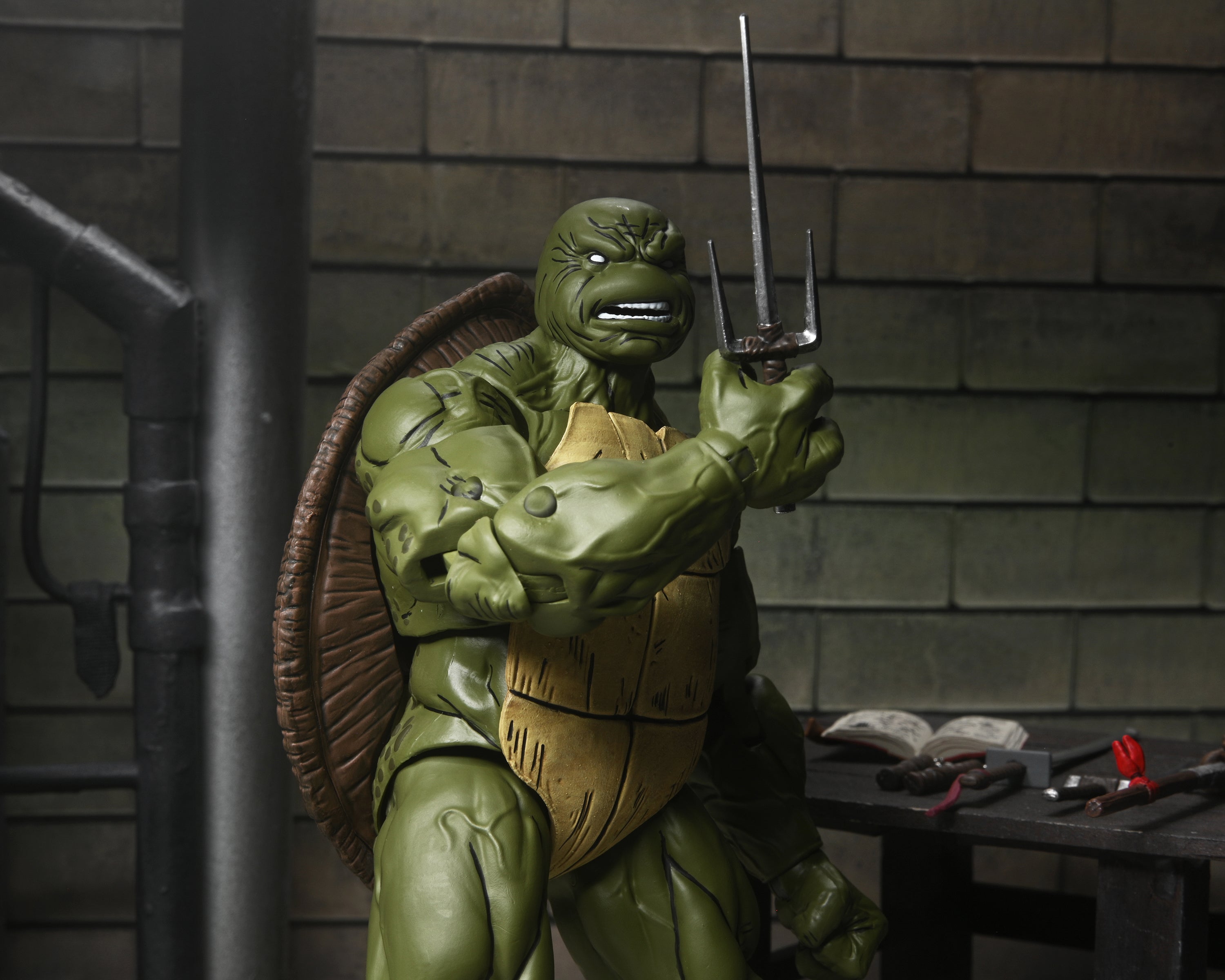 TMNT The Last Ronin - 7" Scale Action Figure - Battle Damaged Ronin